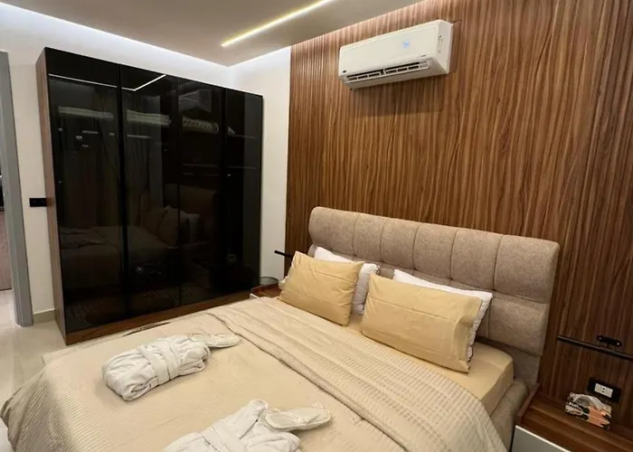 The View - Luxury One Bedroom *